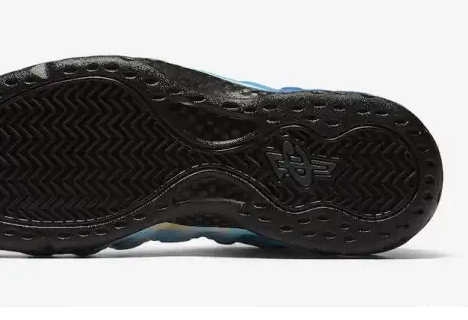 Nike AIR Foamposite 0516